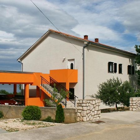 Apartments With A Parking Space Novi Vinodolski - 5514 외부 사진