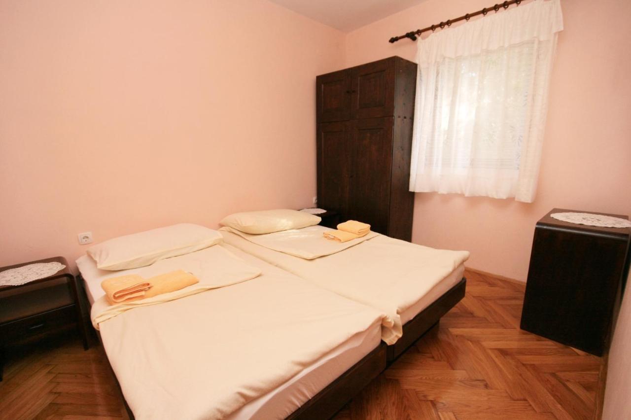 Apartments With A Parking Space Novi Vinodolski - 5514 외부 사진